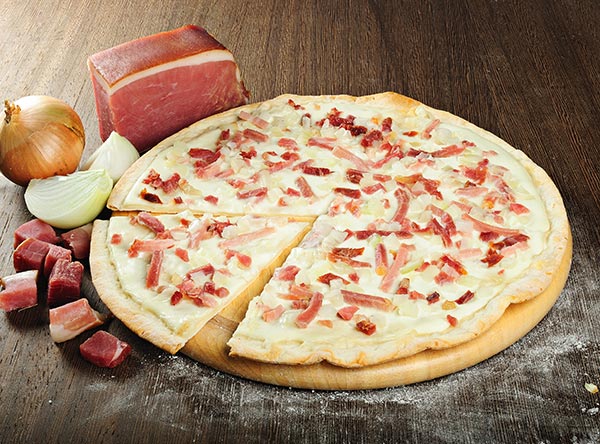 Anwendung von Allfo Produkten bei Flammkuchen